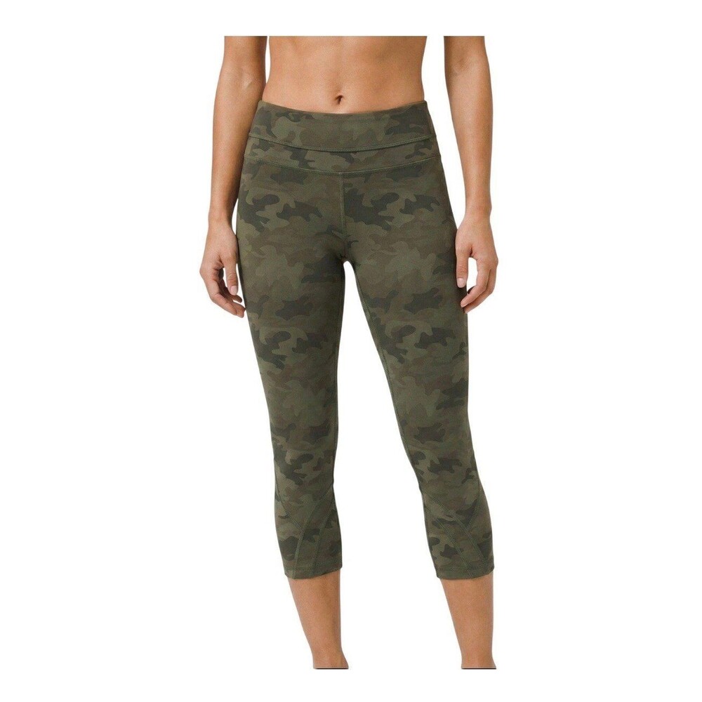 Lululemon size 4 Wunder Under Crop Legging Savasana Camo Fatigue Green